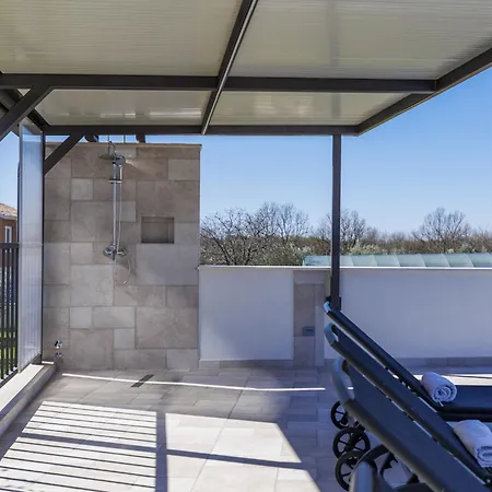 Tommy-1 By Interhome Appartement Kmeti