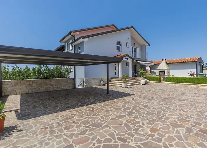 Apartman Tommy-1 By Interhome Kmeti