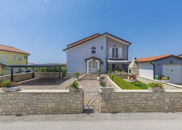 Tommy-1 By Interhome