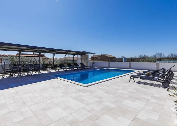 Tommy-1 By Interhome