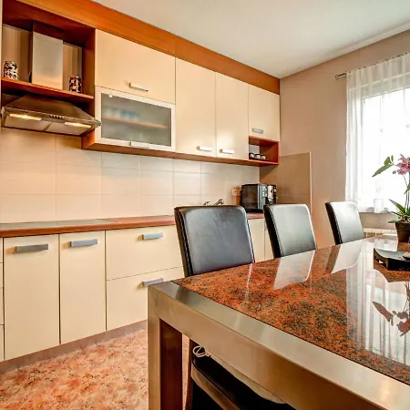 Tommy-1 By Interhome Apartament *