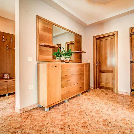 Appartamento Tommy-1 By Interhome Kmeti
