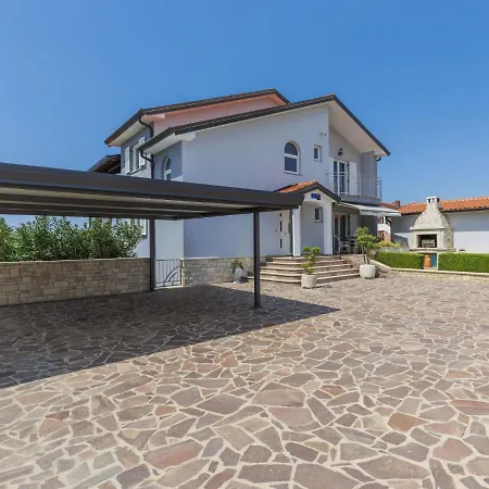 Appartamento Tommy-1 By Interhome Kmeti